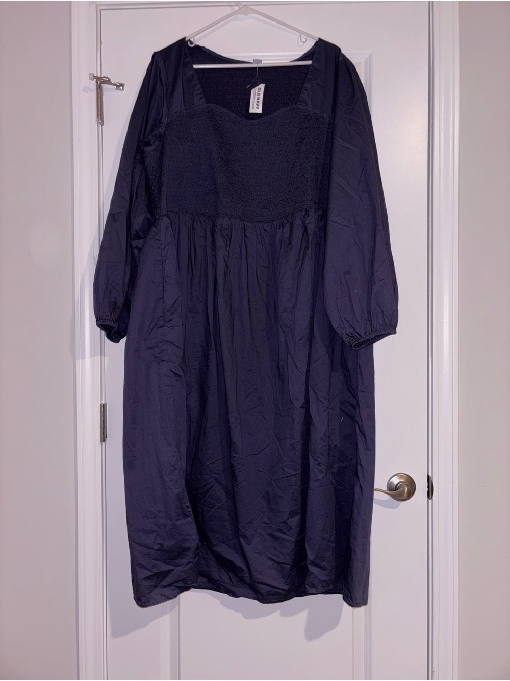 Old Navy Smocked Bodice Long Sleeve Midi Dress in Deep Navy